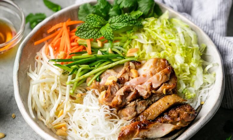 Lemongrass Chicken Noodle Bowls