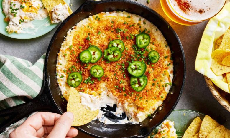 This Creamy, Cheesy Dip Will Be A Super Bowl Hit