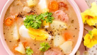 zurek recipe traditional authentic polish sour rye soup zakwas zytni fermented kielbasa sausage potatoes bacon eggs